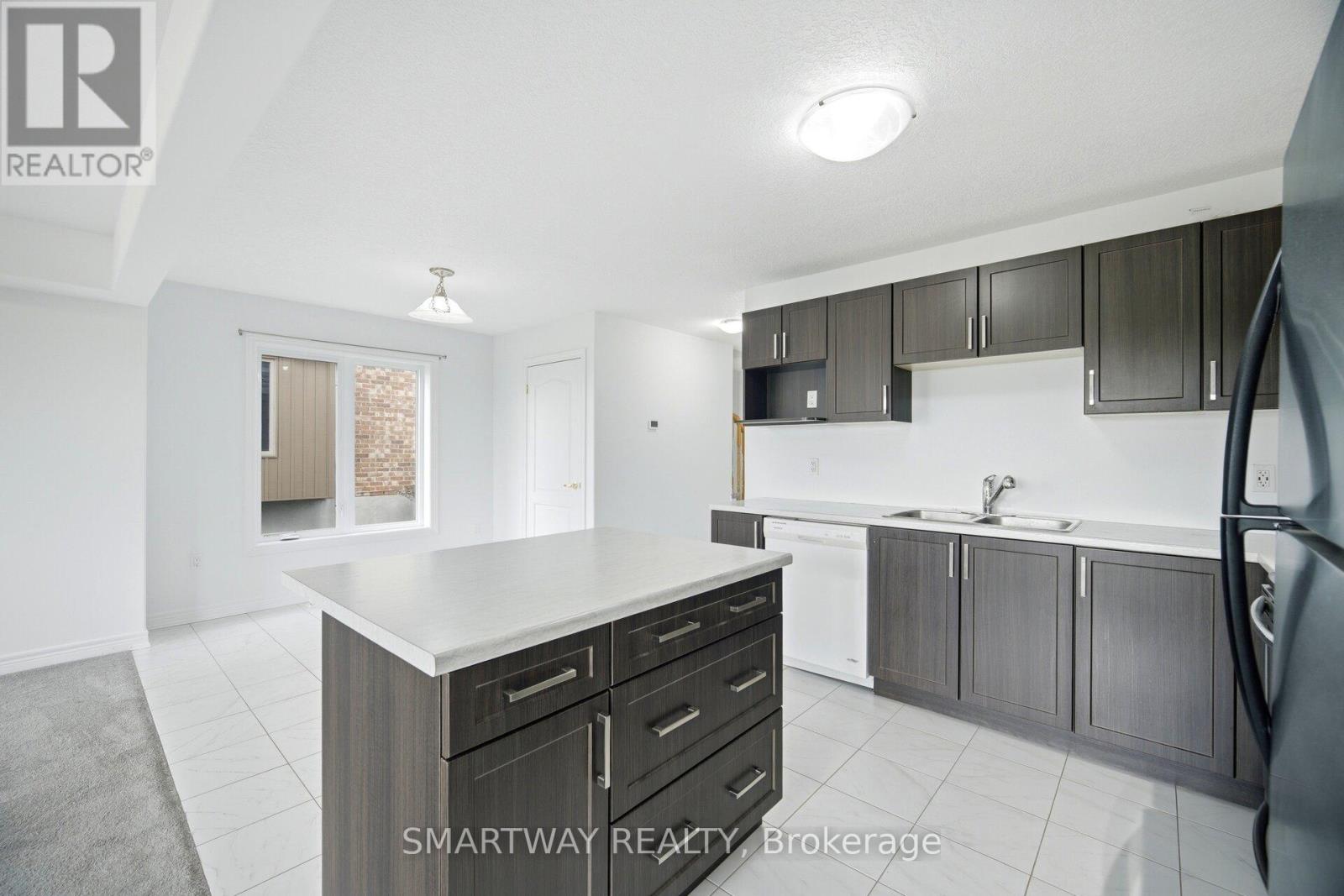 154 STONEBROOK WAY - 12