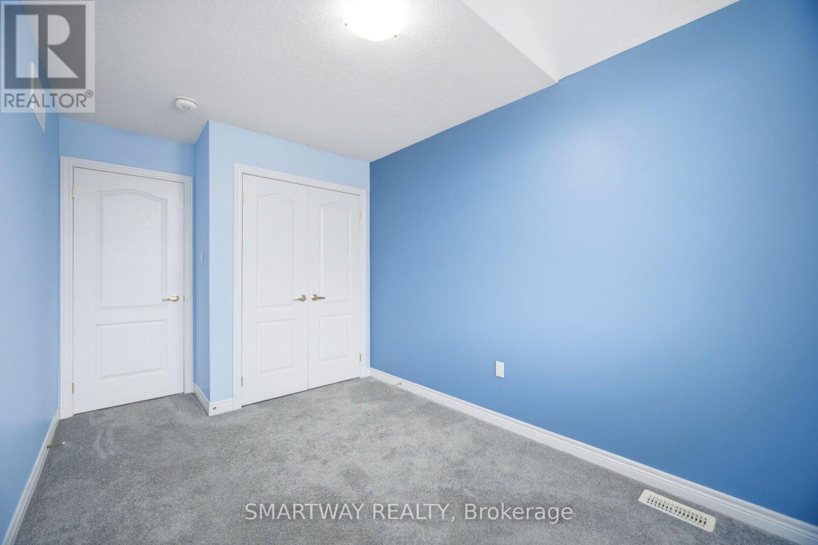 154 STONEBROOK WAY - 32