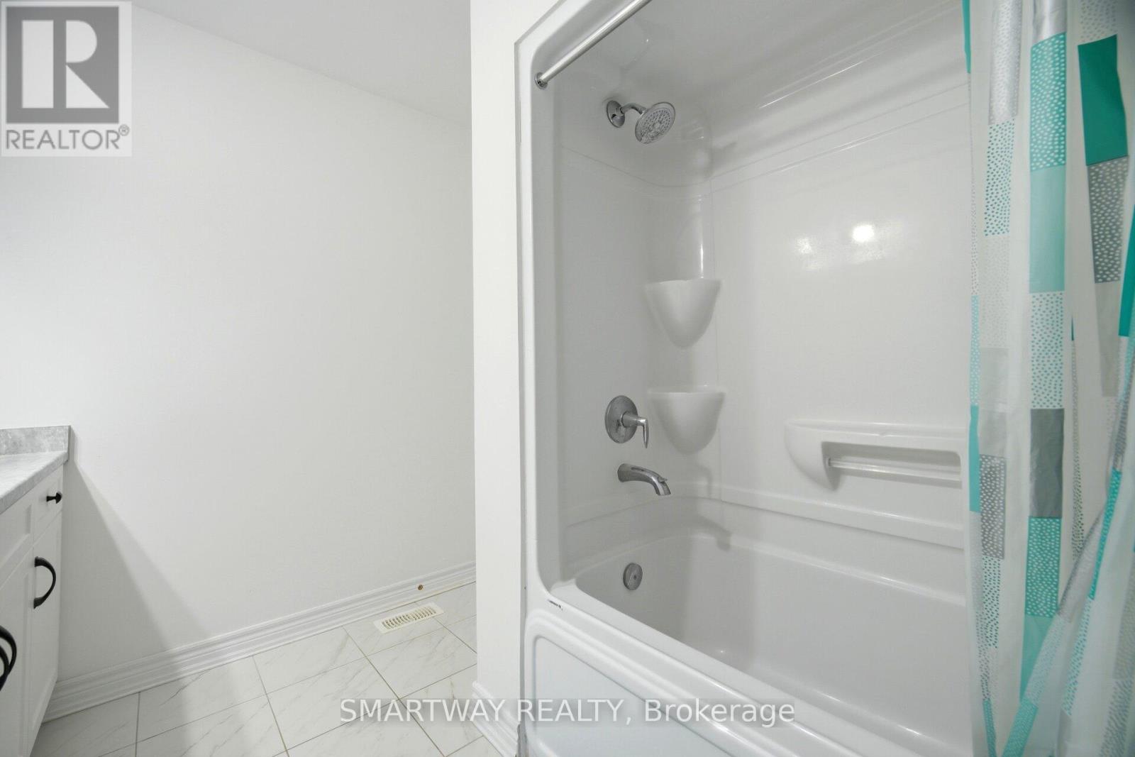 154 STONEBROOK WAY - 34