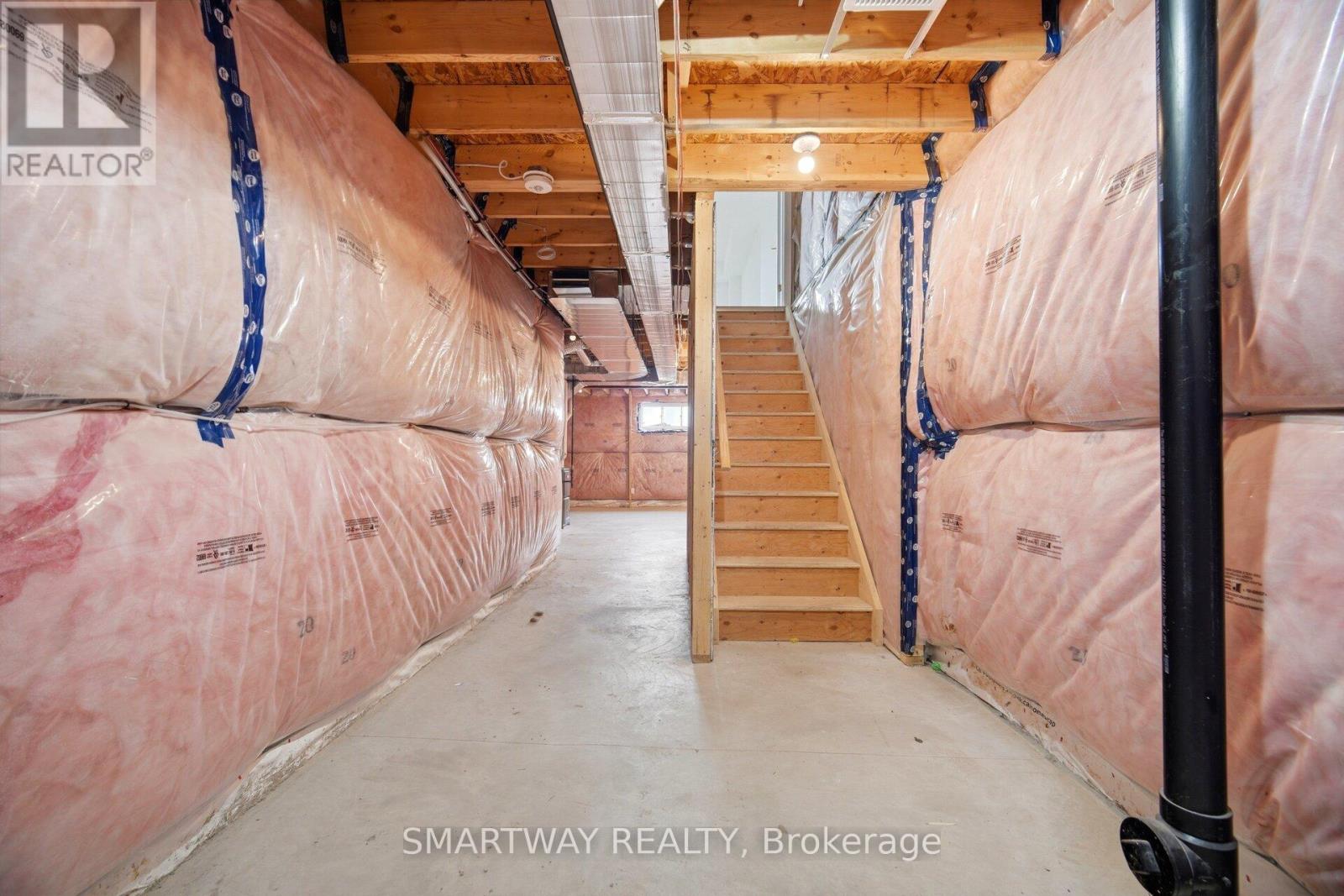 154 STONEBROOK WAY - 36