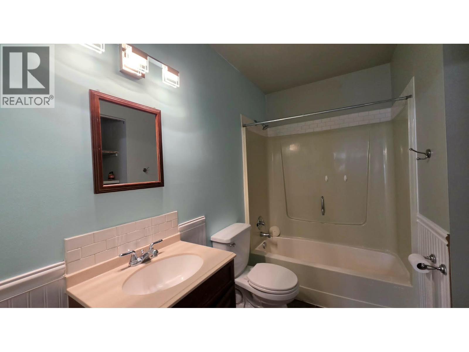 2651 Balsam Lane - 13