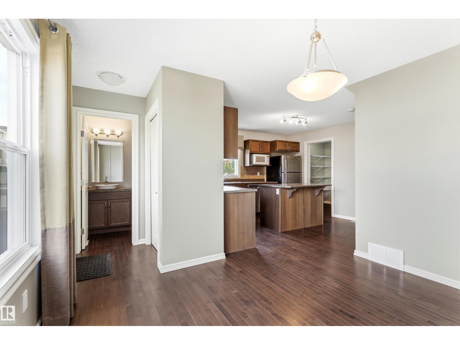 8204 180 AV NW — photo 16