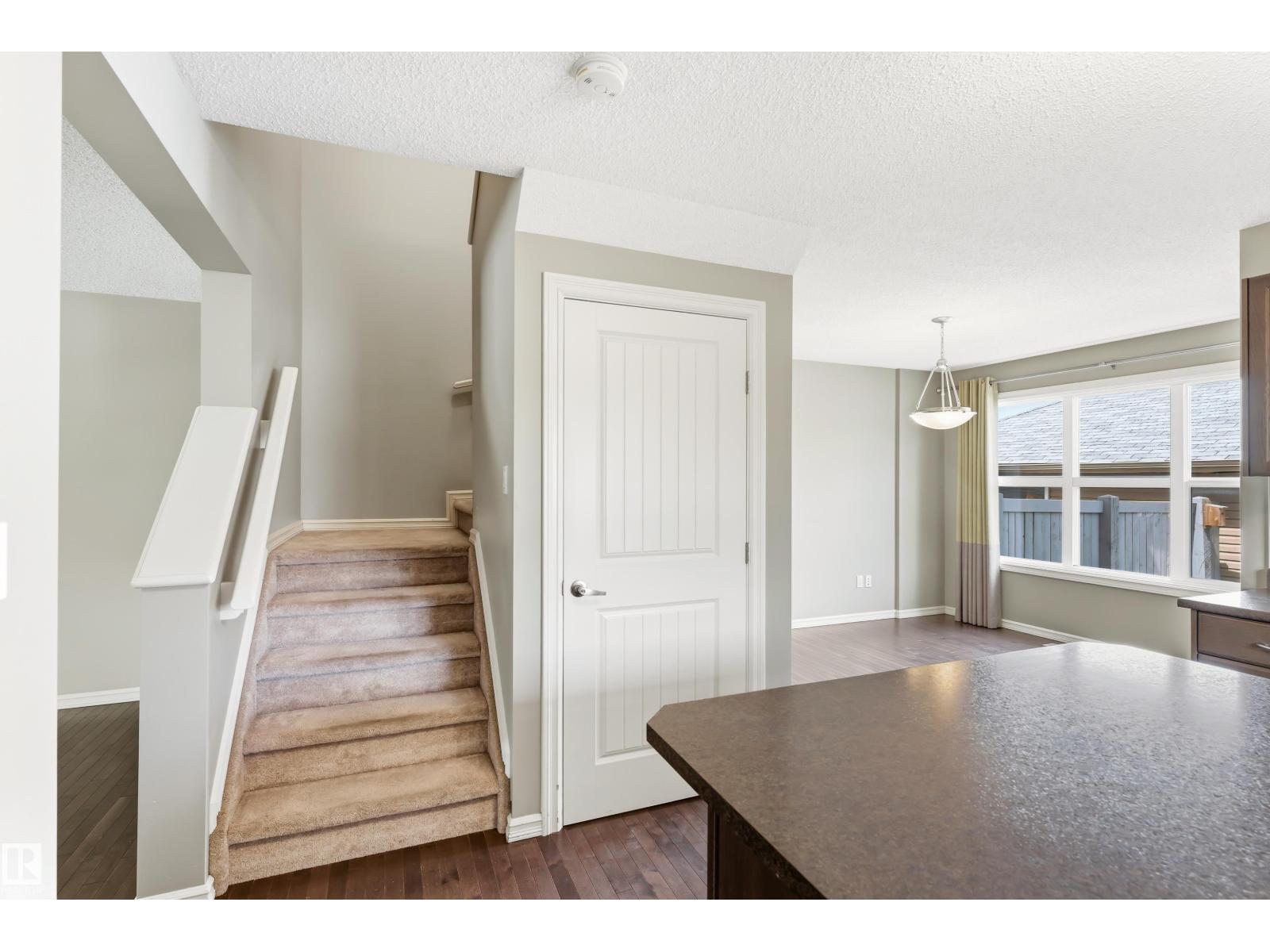 8204 180 AV NW — photo 18