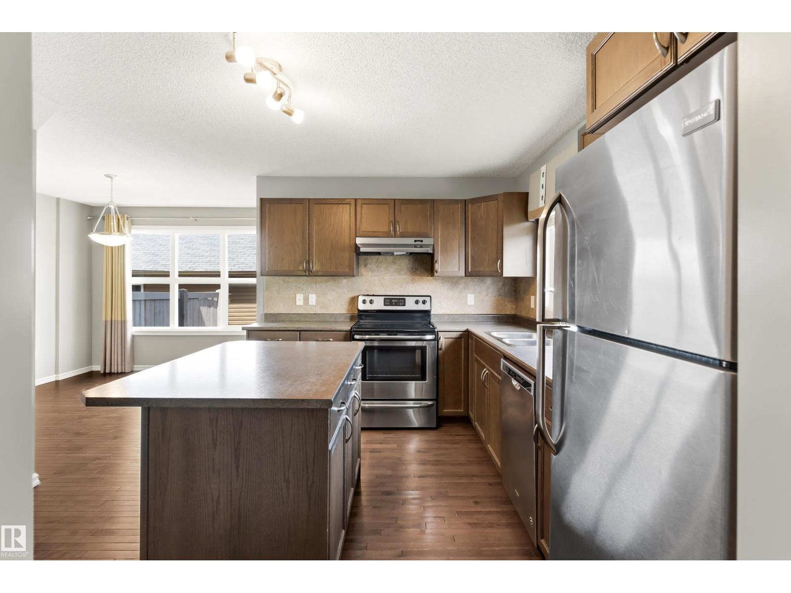 8204 180 AV NW — photo 13