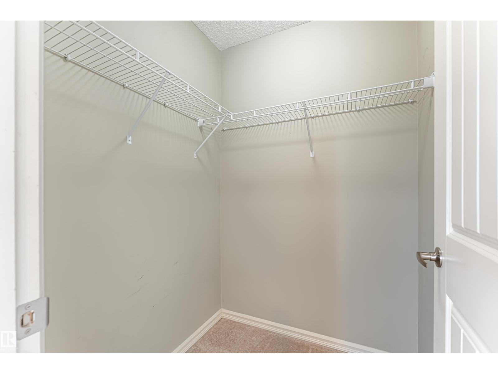 8204 180 AV NW — photo 25