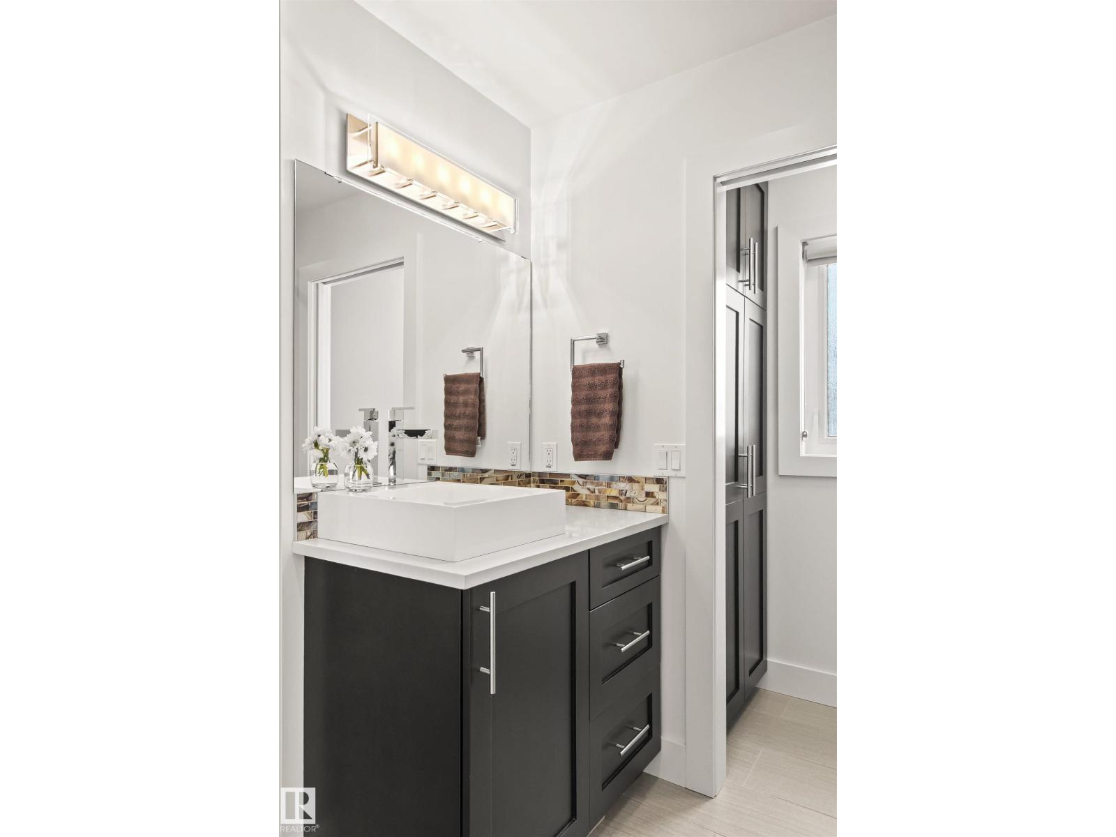 11324 87 ST NW - 29
