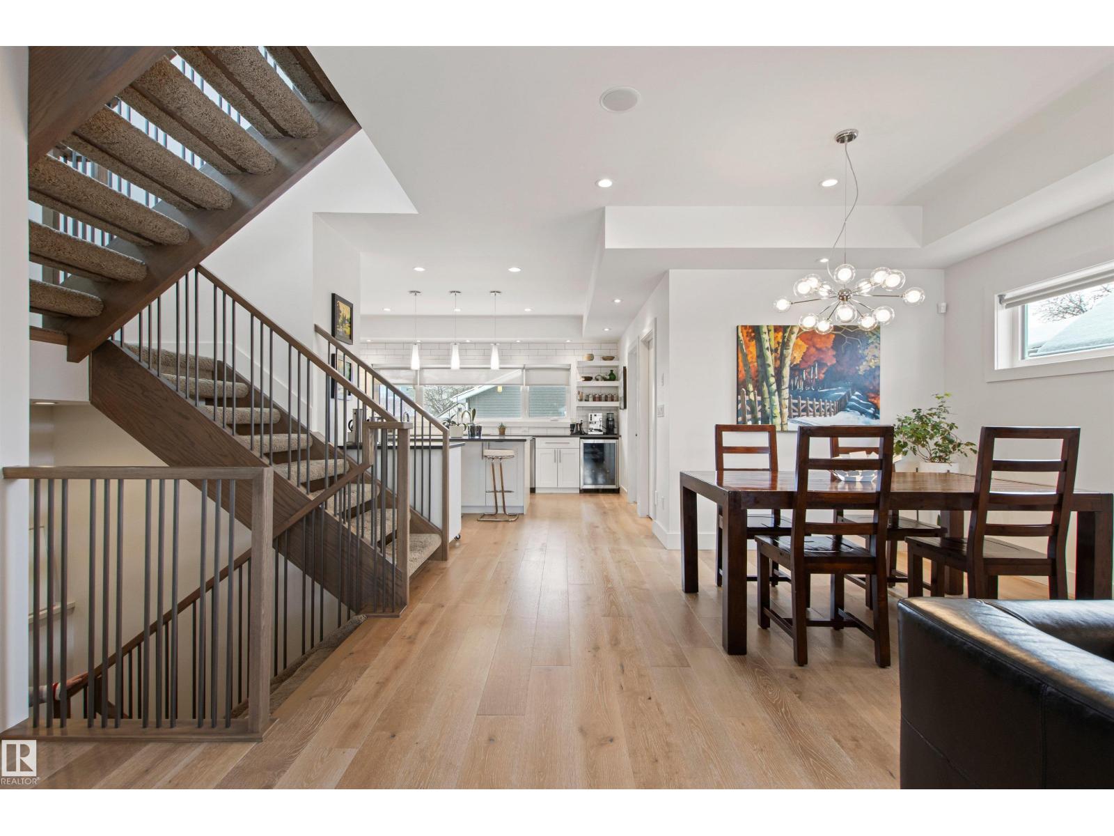 11324 87 ST NW - 11