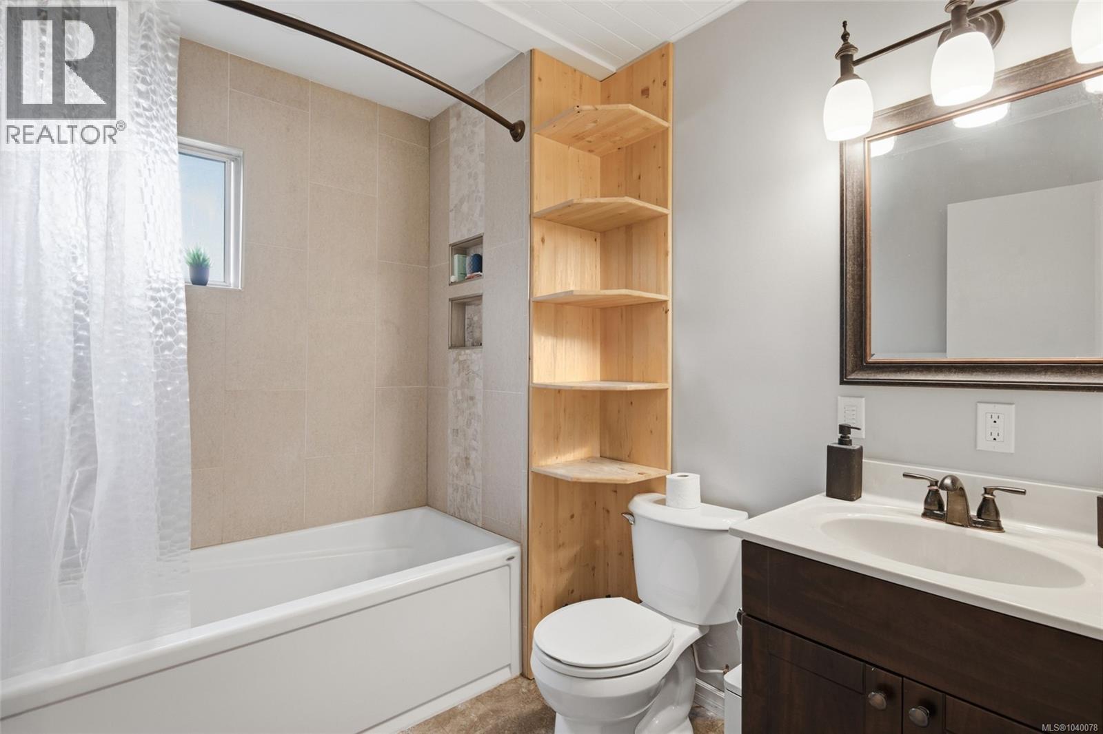 5030 Gertrude St, Port Alberni