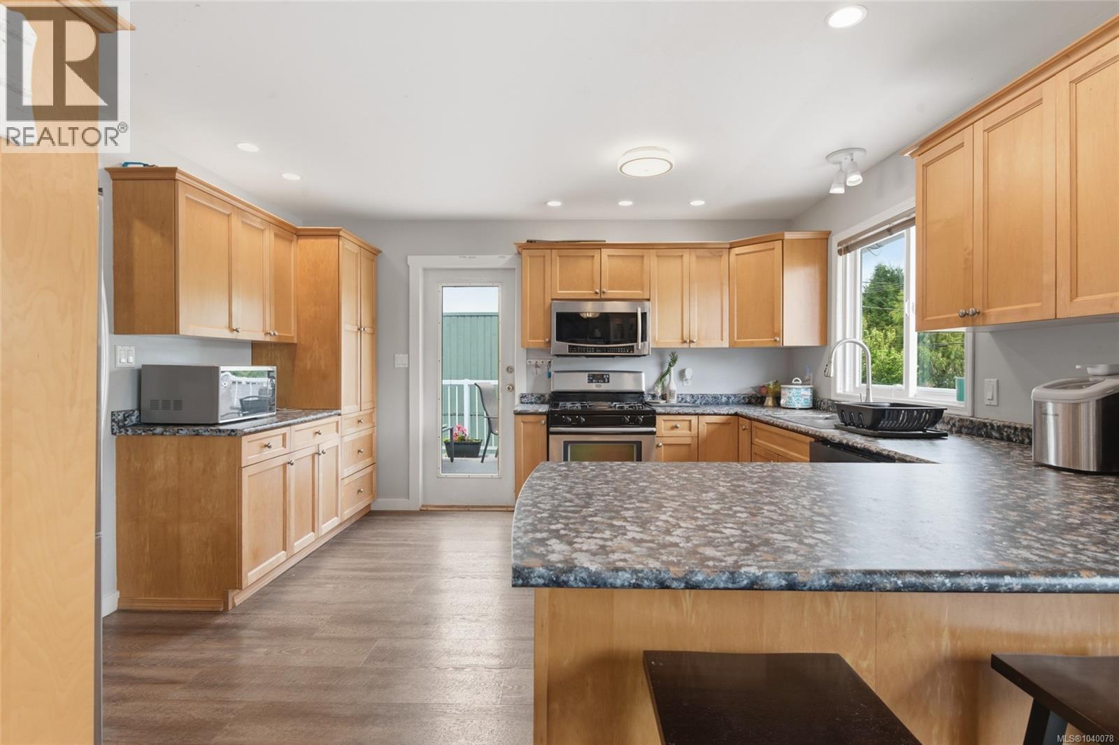 5030 Gertrude St, Port Alberni
