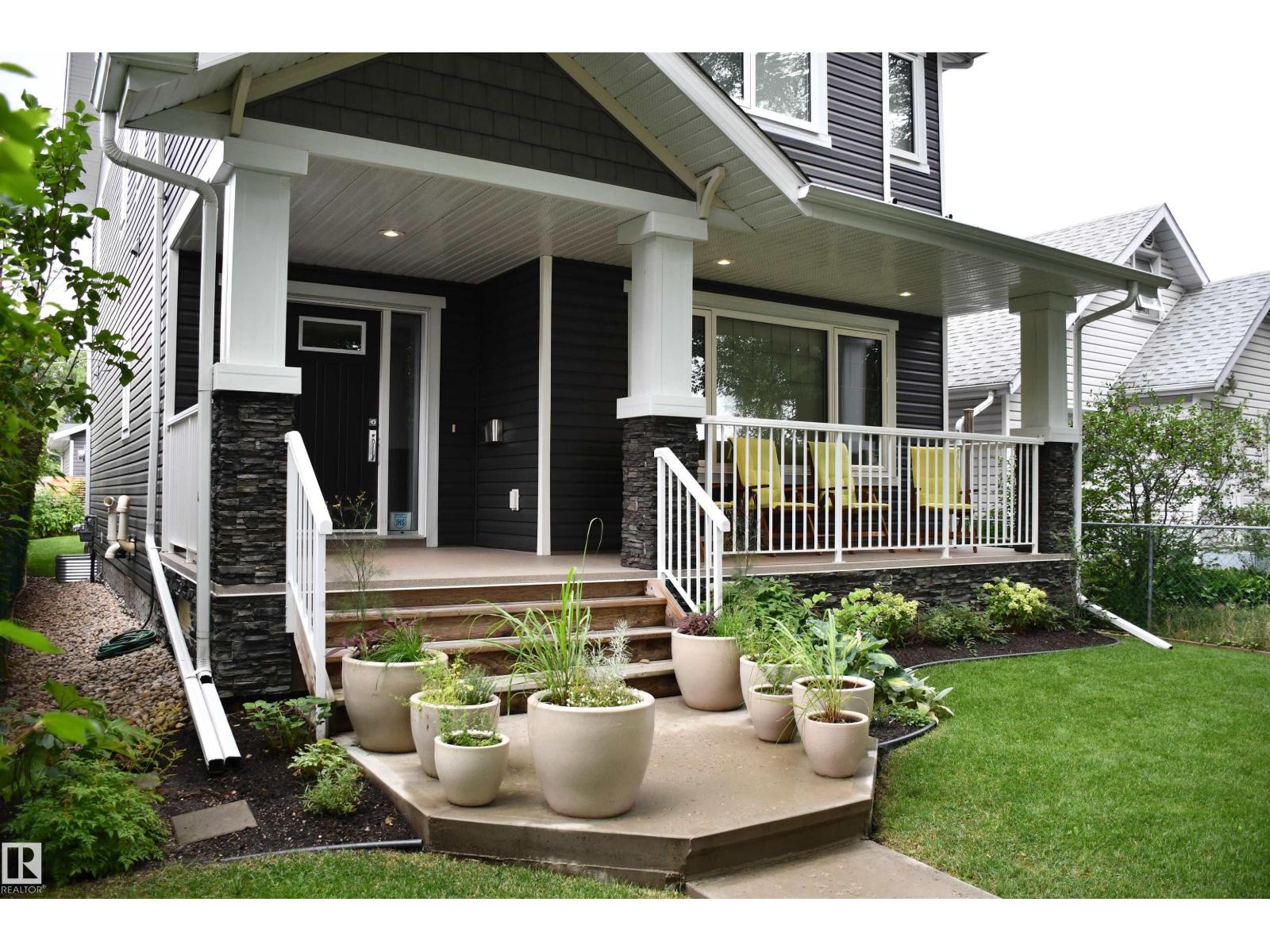 11324 87 ST NW - 3