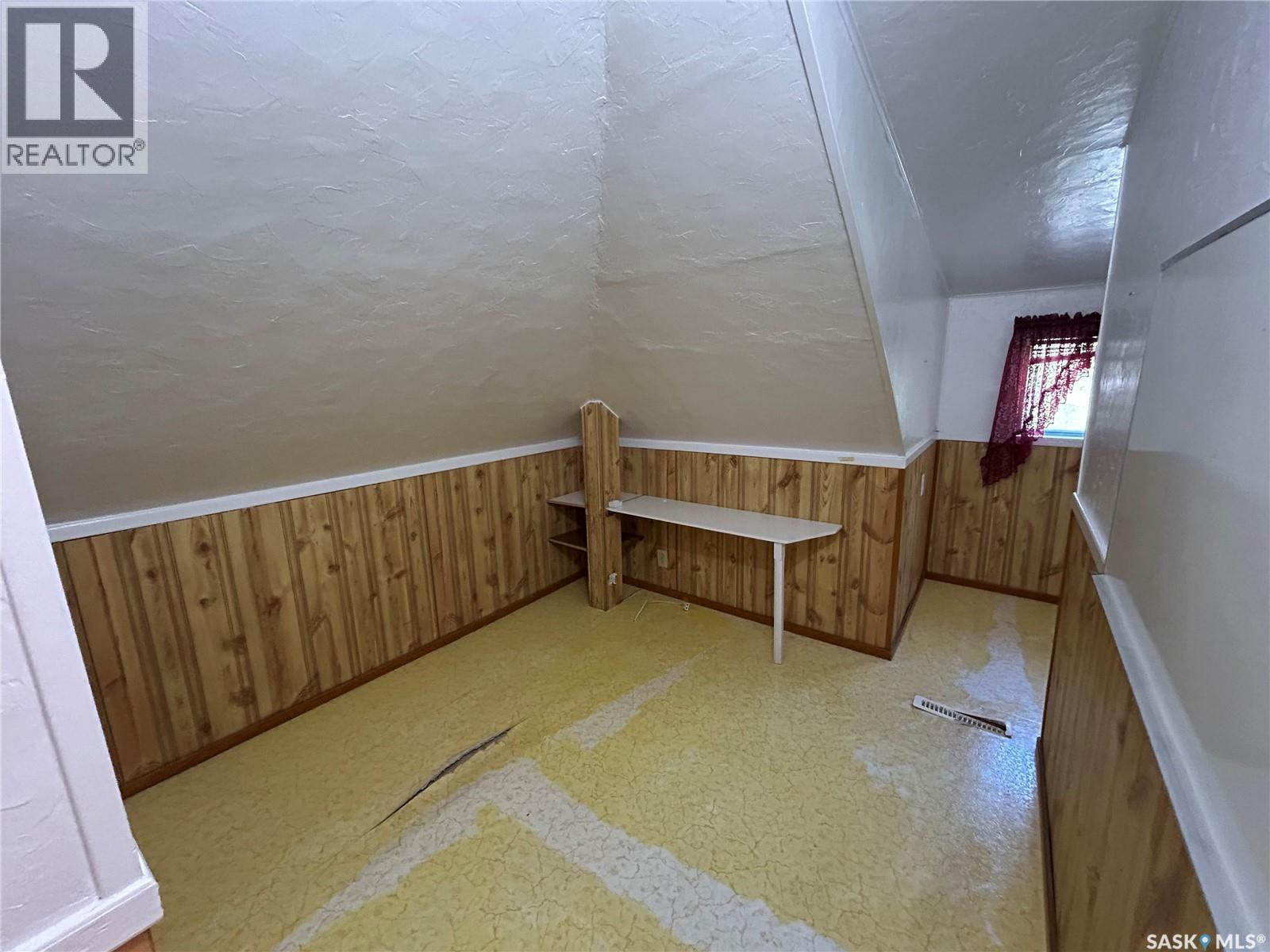 203 Phillips STREET — photo 21