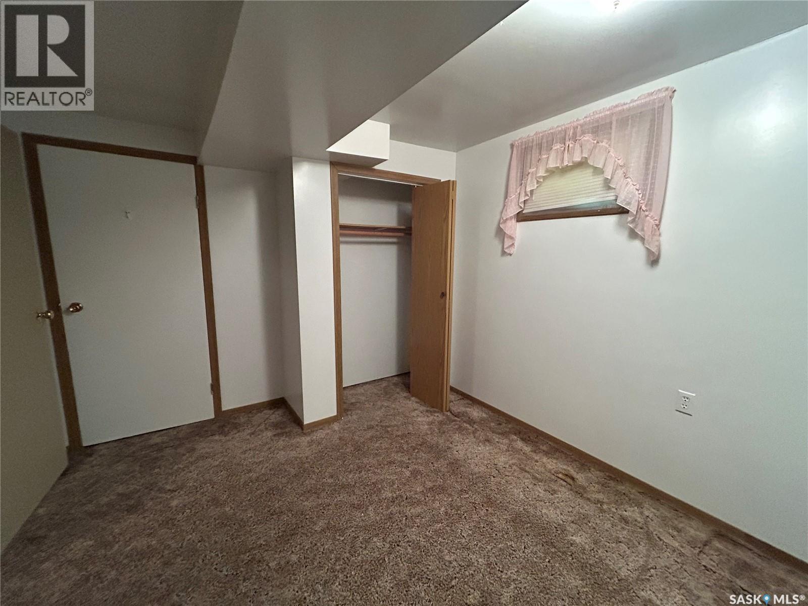 203 Phillips STREET — photo 28