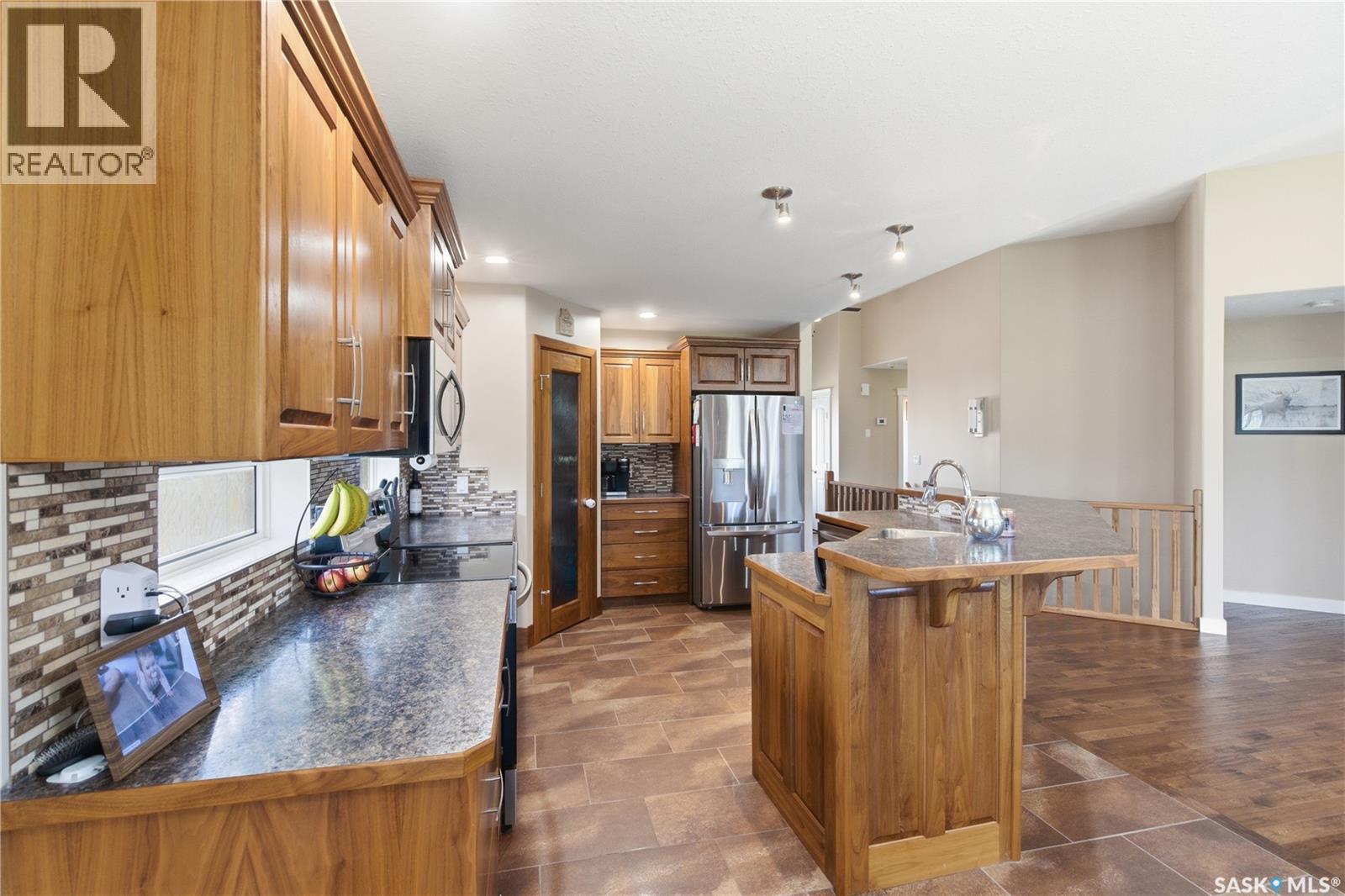 206 1st AVENUE S - 5