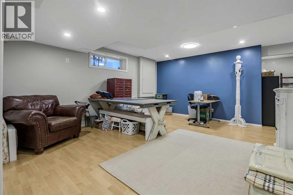 87 ELGIN Drive — photo 27