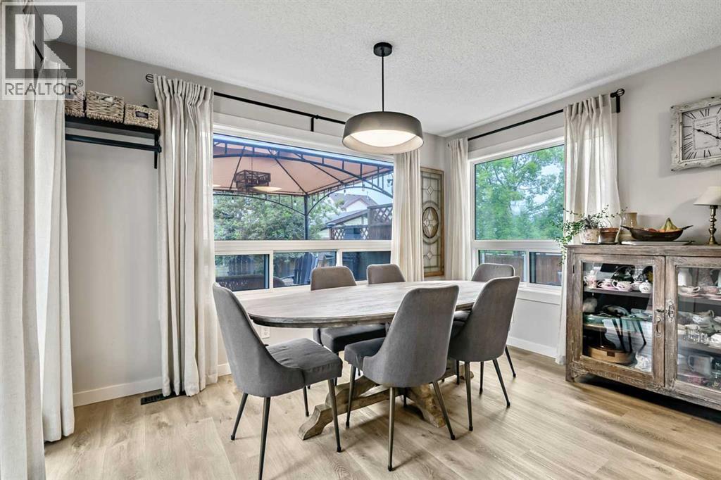 87 ELGIN Drive — photo 10