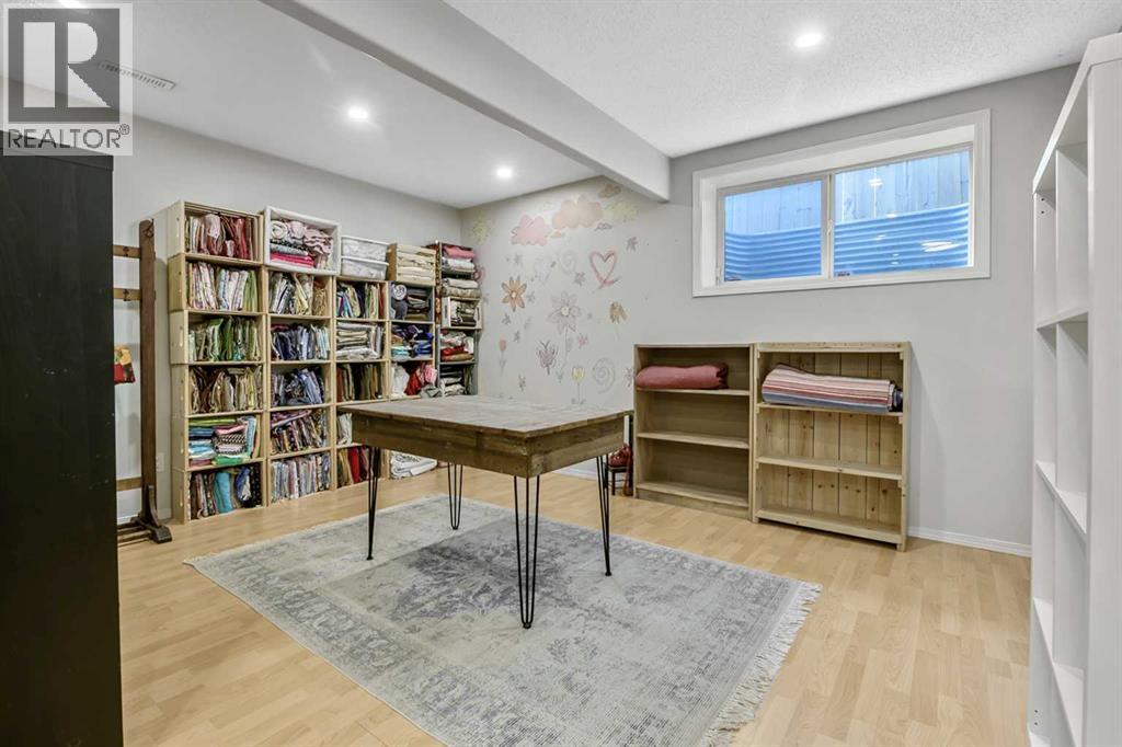 87 ELGIN Drive — photo 28