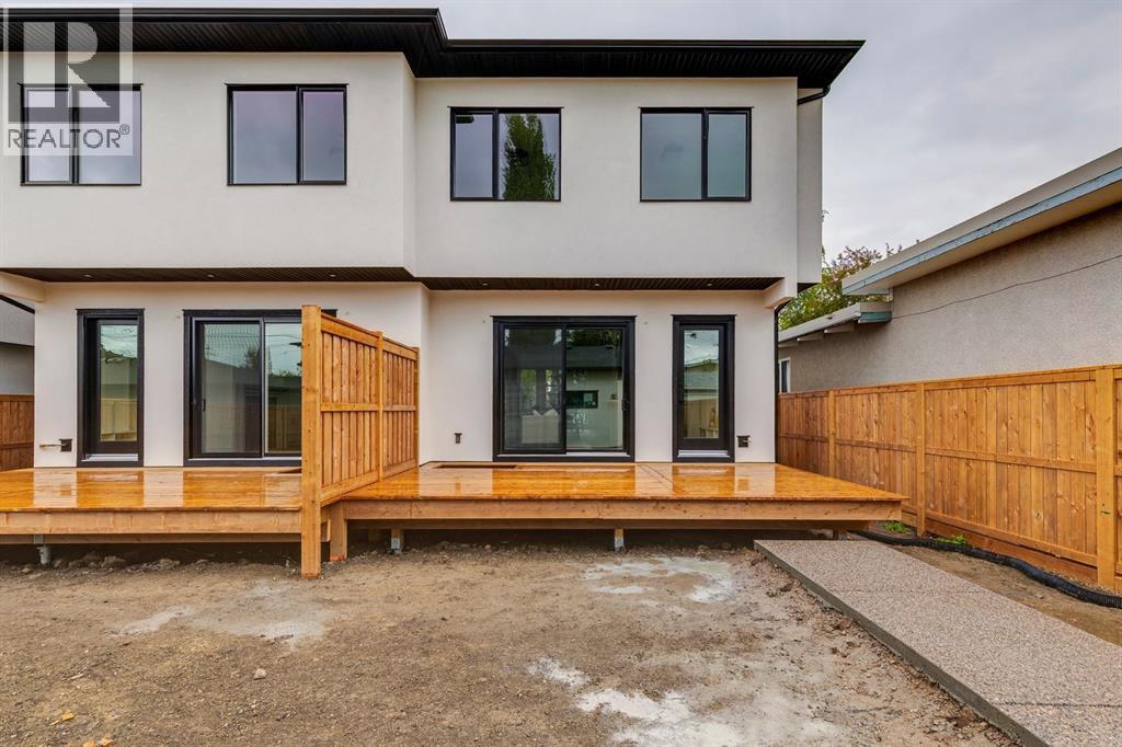 532 51 Avenue SW - 50