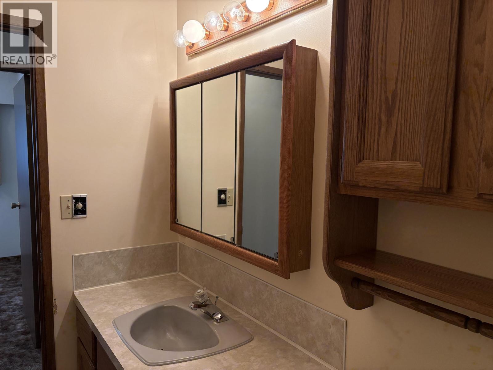 5032 HANSEN COURT - 17