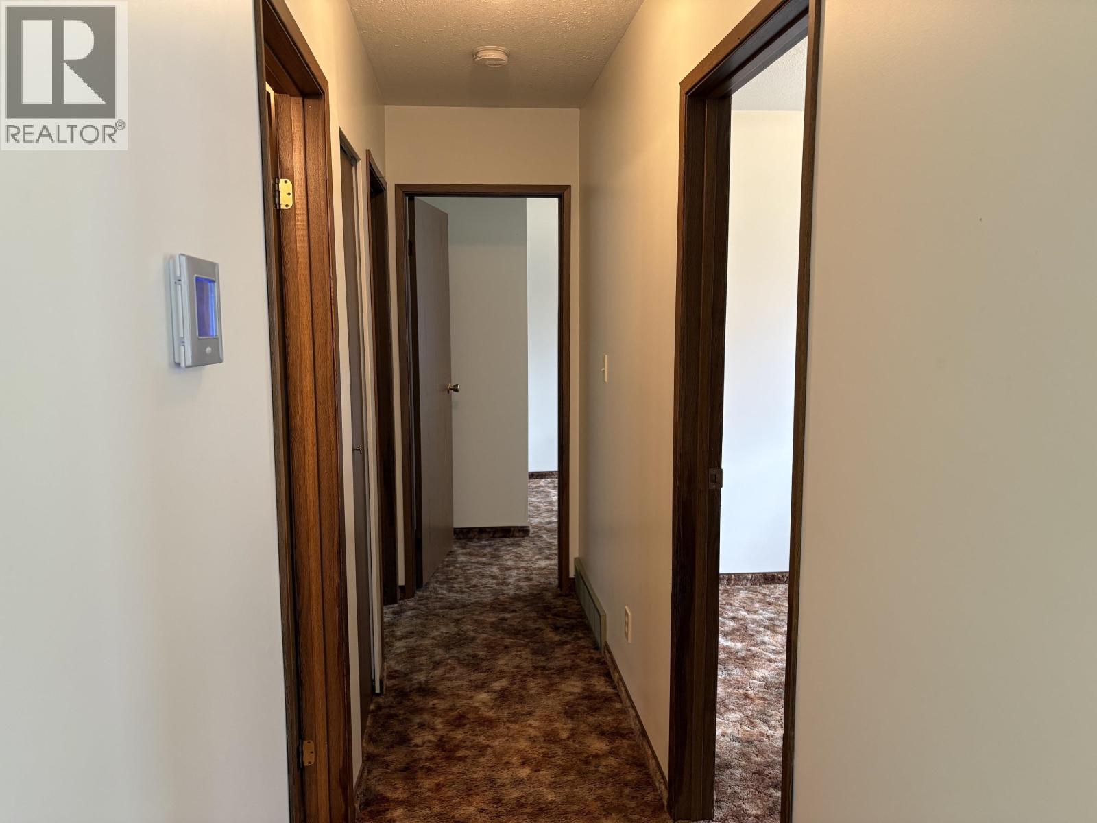 5032 HANSEN COURT - 25