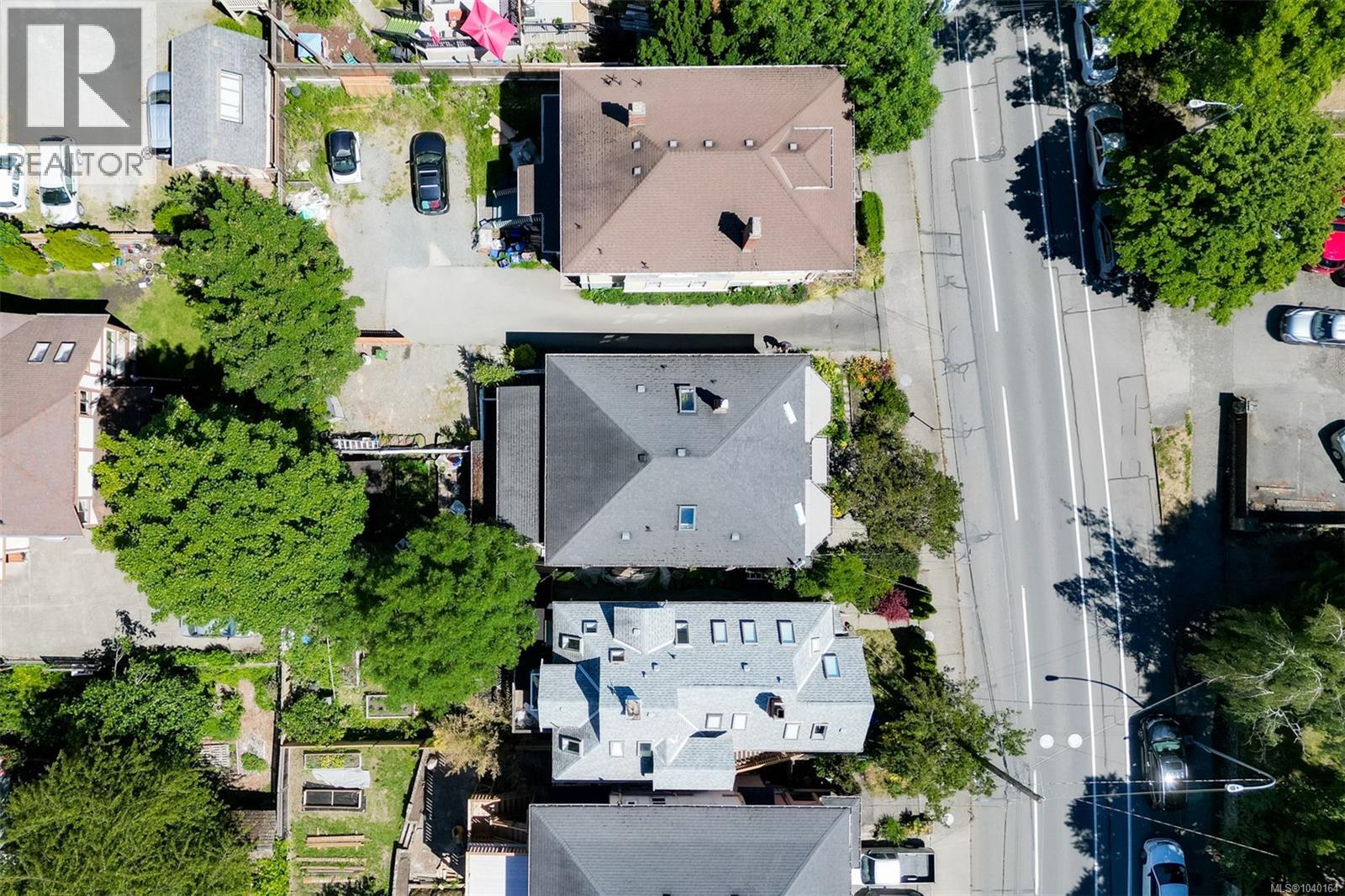 1330 Johnson St - 48