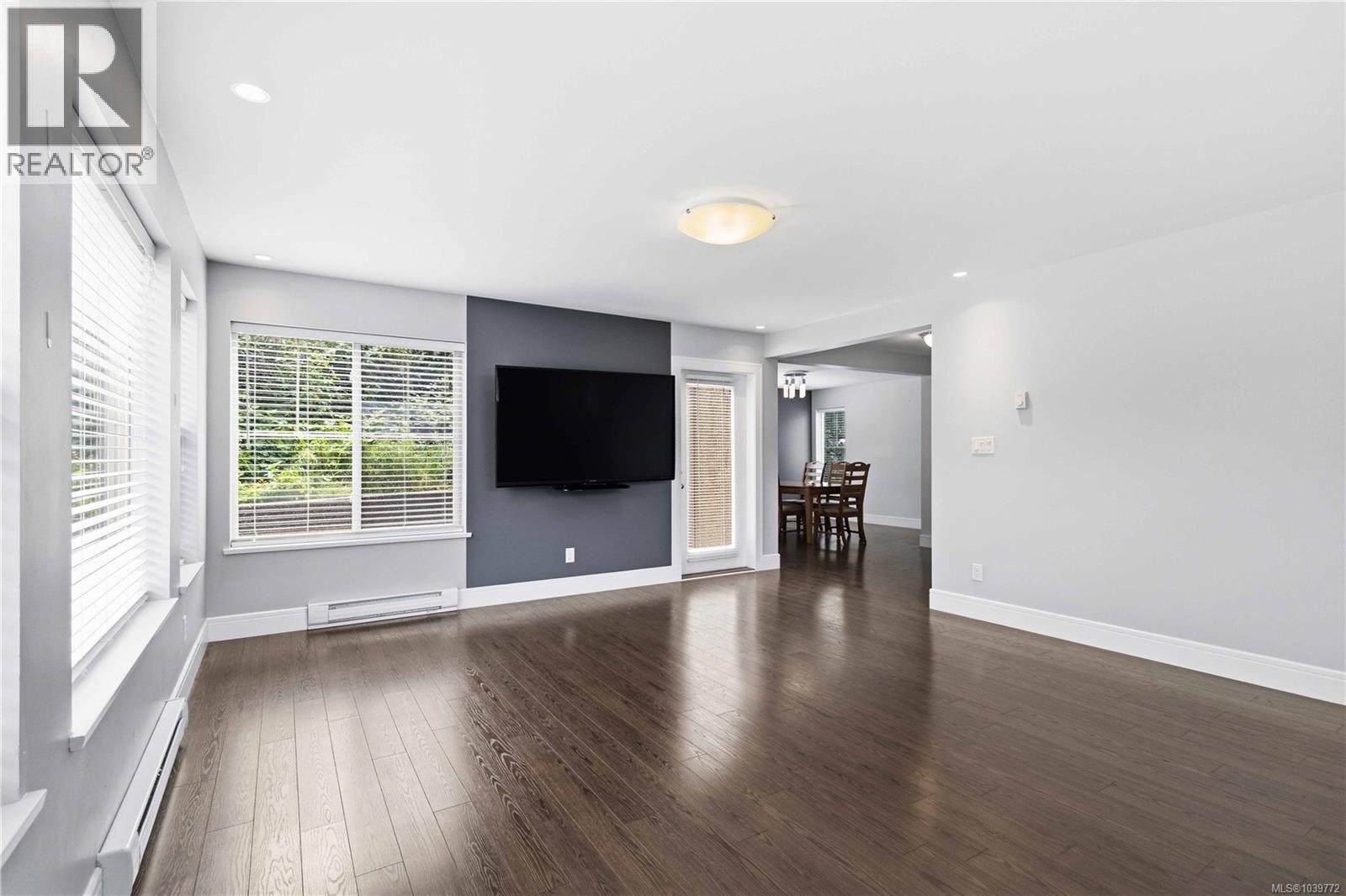 585 Atticus Crt - 10