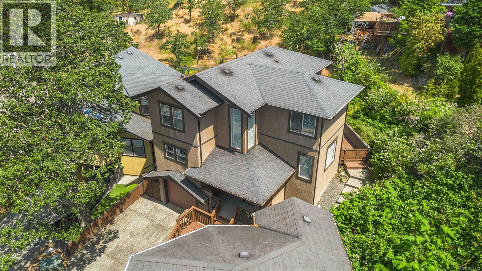 585 Atticus Crt - 53