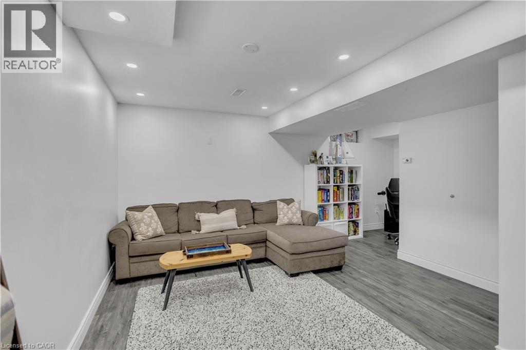 48 KATHLEEN Street - 29