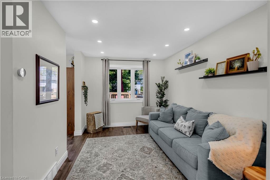 48 KATHLEEN Street - 4