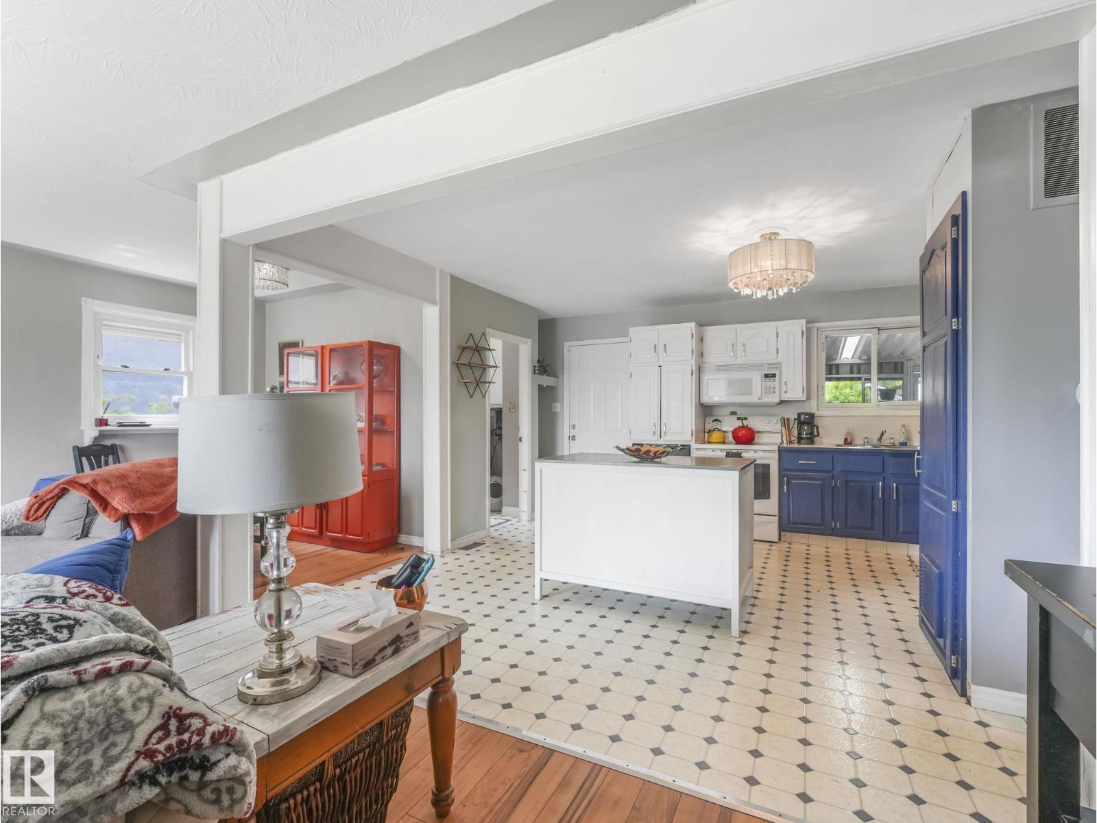 13420 108 ST NW NW - photo 4