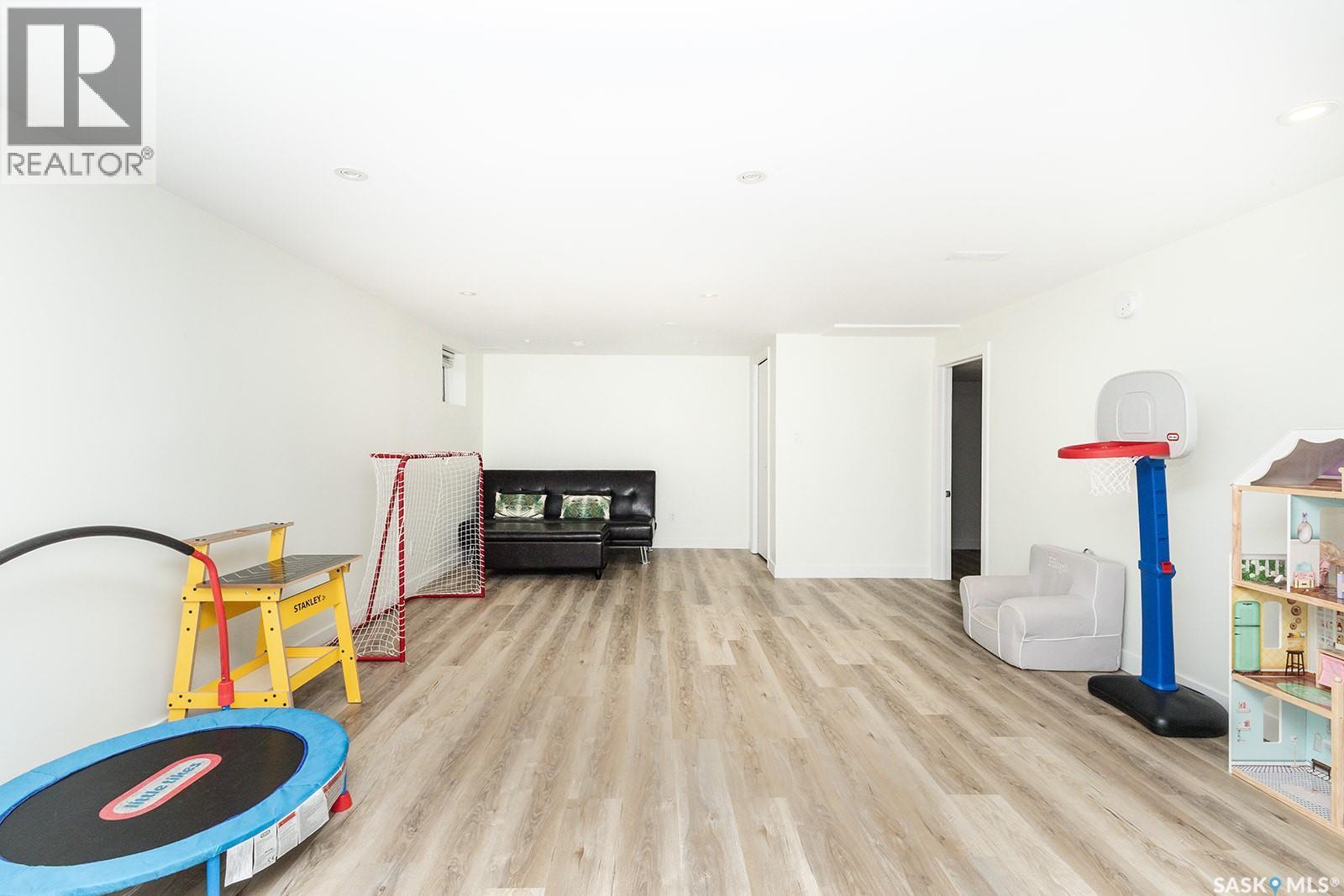 4 Rutter CRESCENT — photo 27