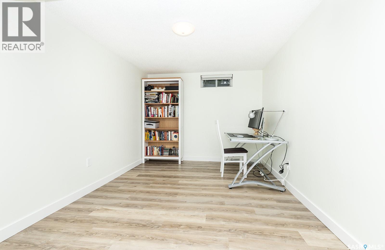 4 Rutter CRESCENT — photo 29