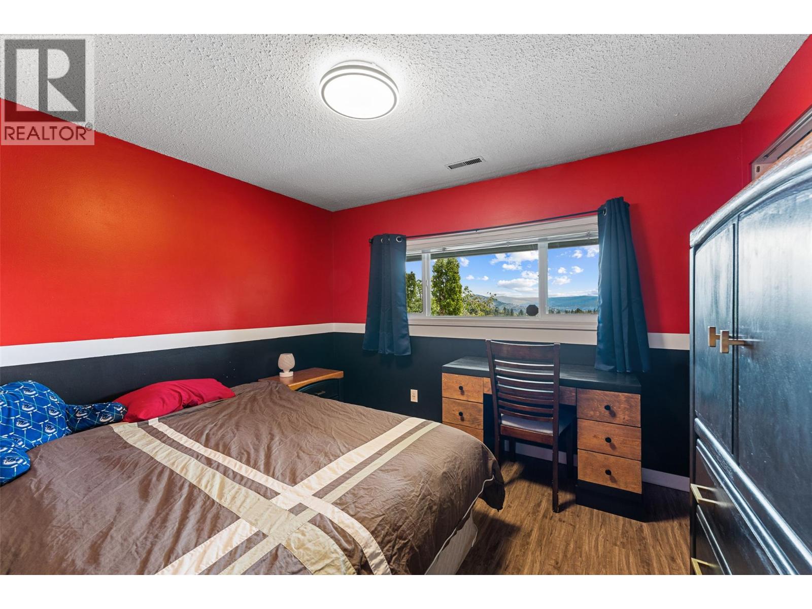 3349 McQueen Road - 34
