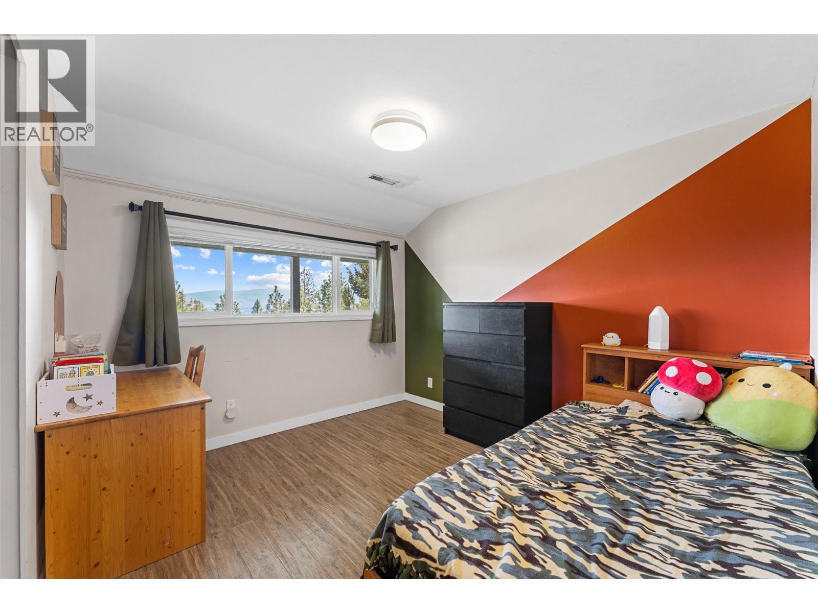 3349 McQueen Road - 35