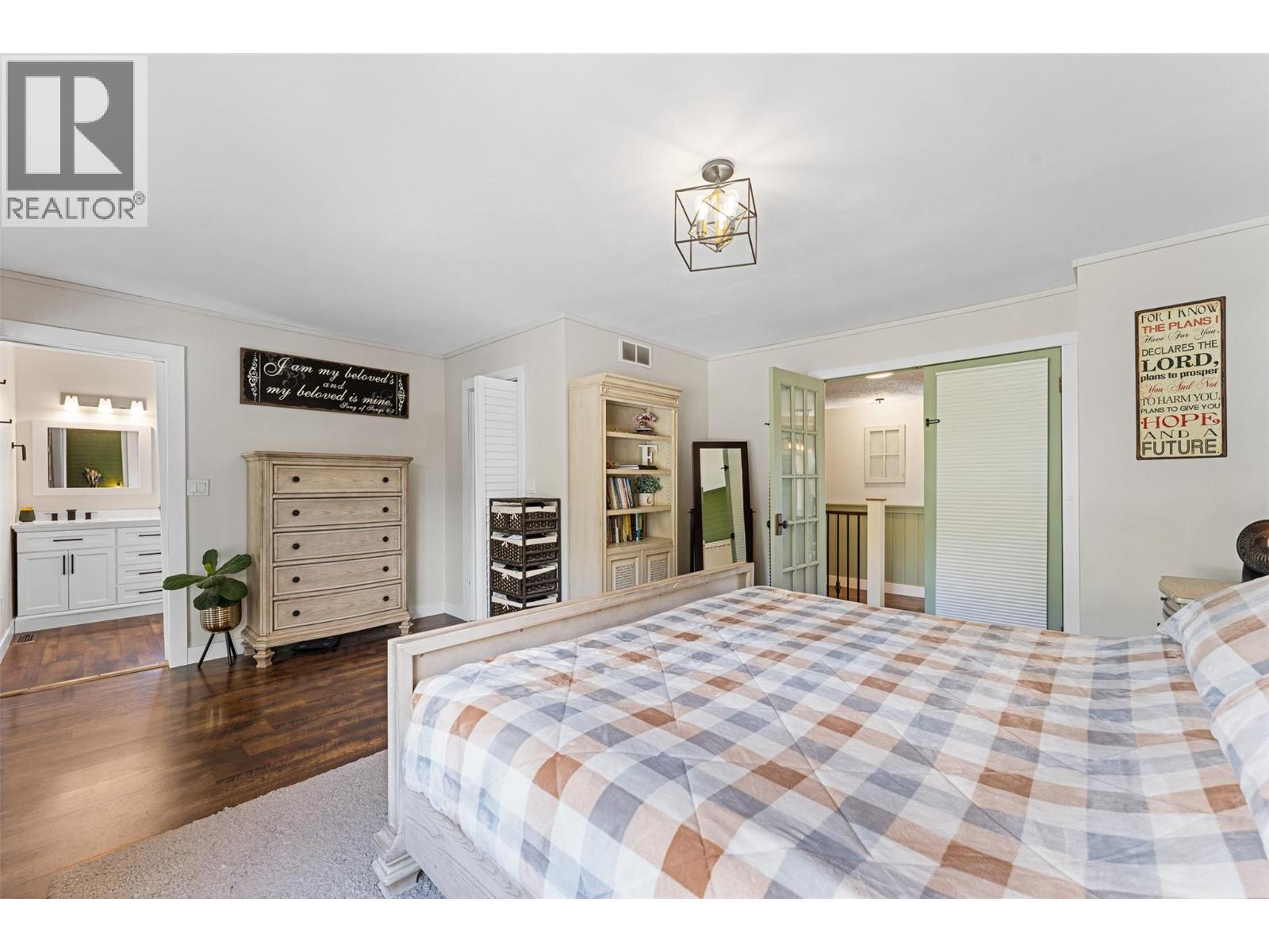 3349 McQueen Road - 23