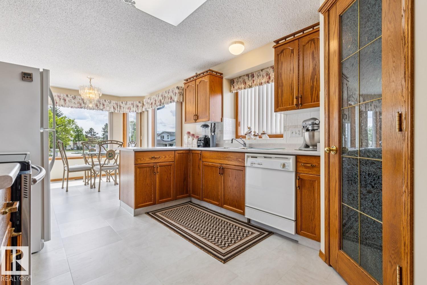 5131 152A AV NW — photo 11