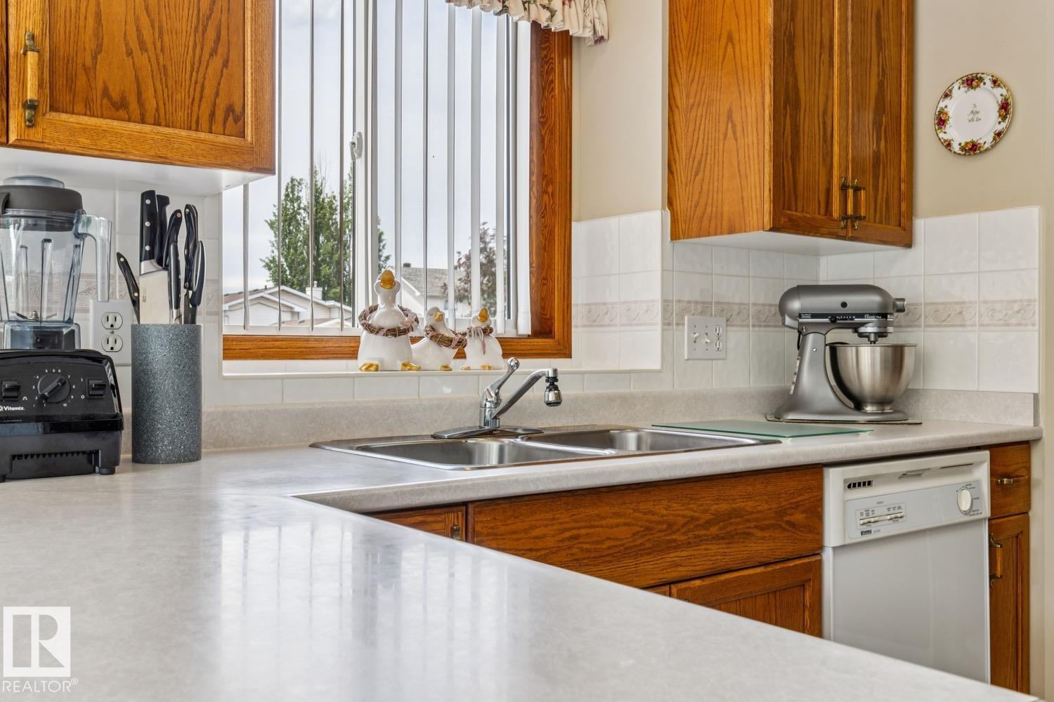5131 152A AV NW — photo 16