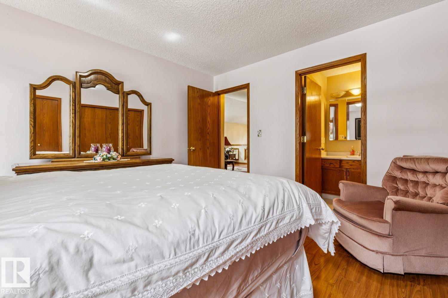 5131 152A AV NW — photo 30