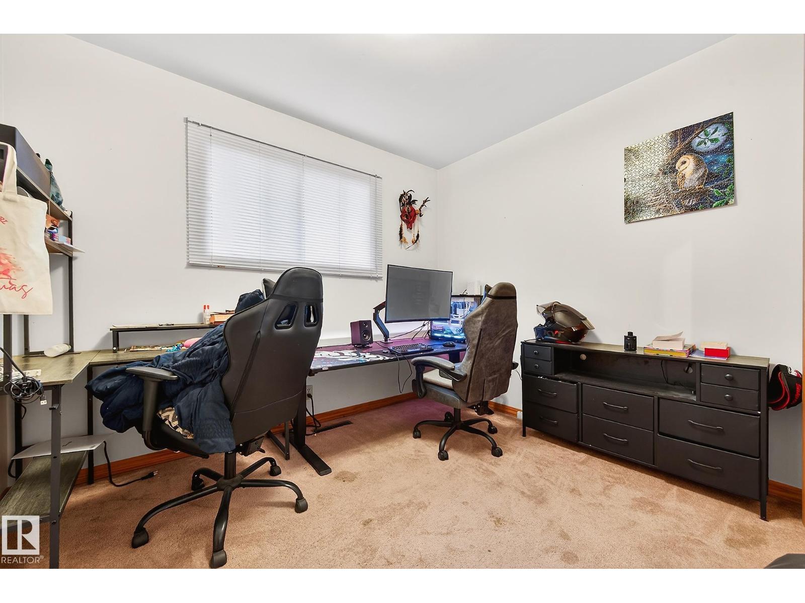 8814 162 ST NW - 14