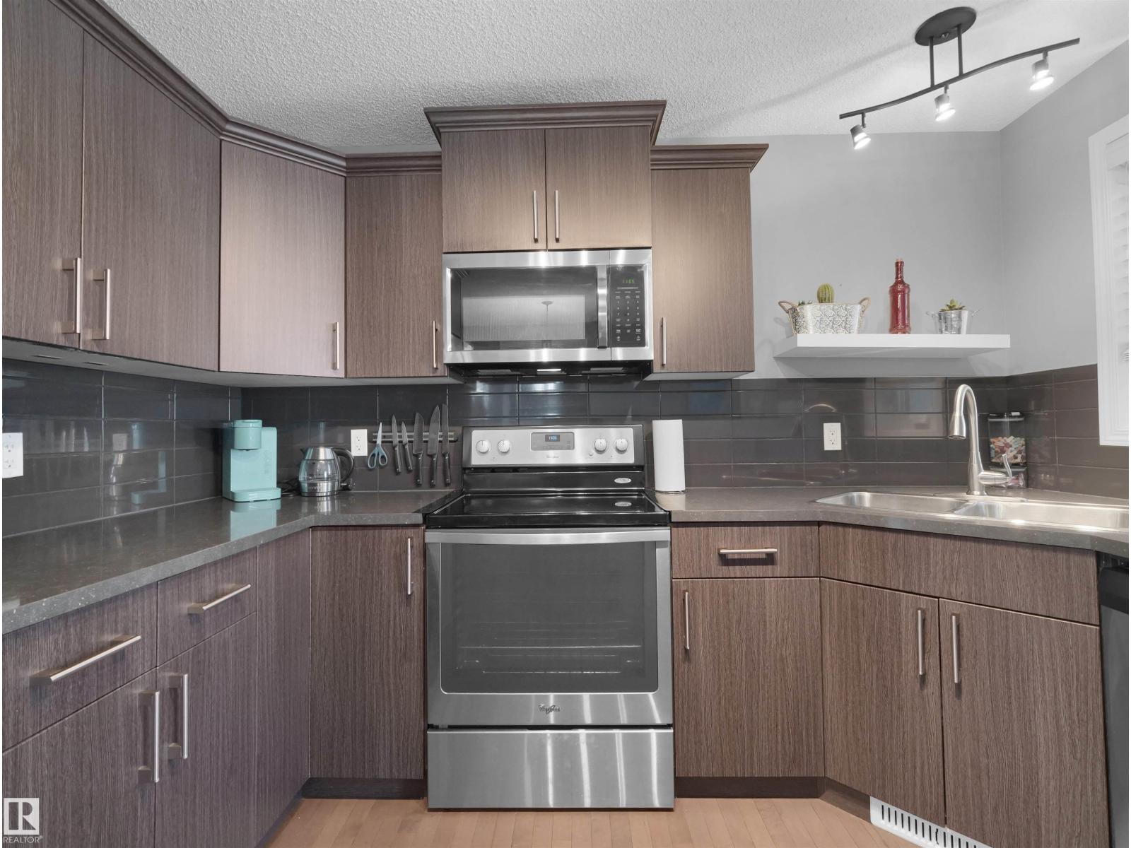 18 ARALIA CV — photo 15