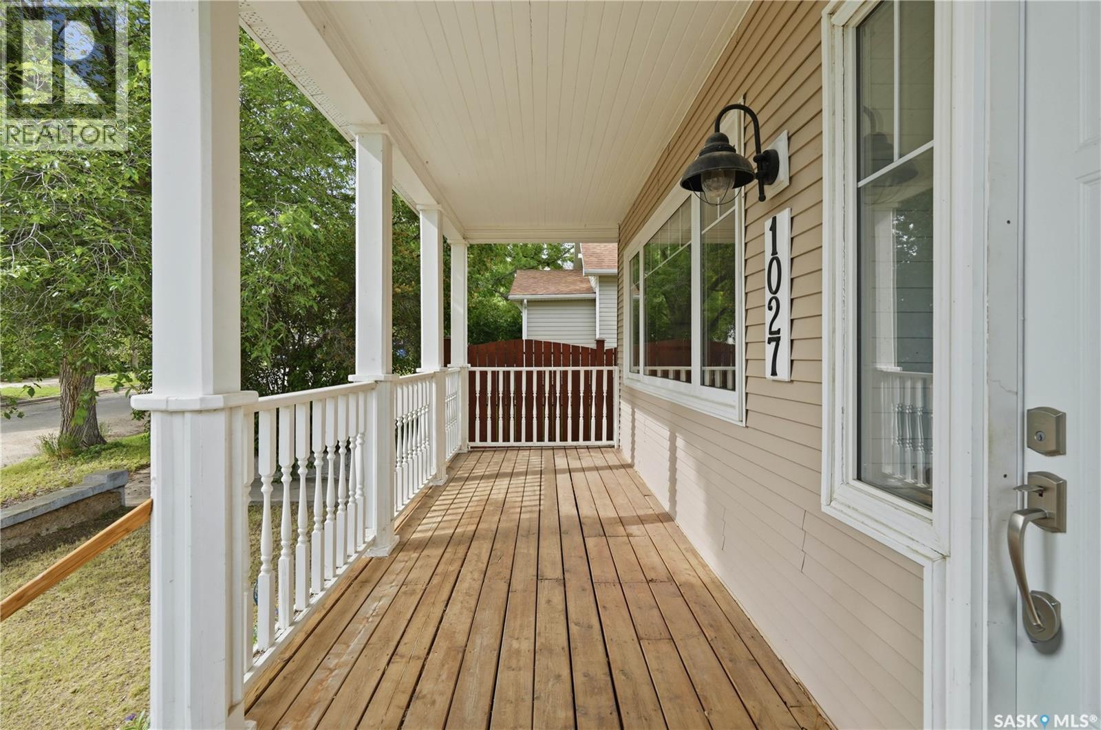 1027 Grafton AVENUE - photo 3