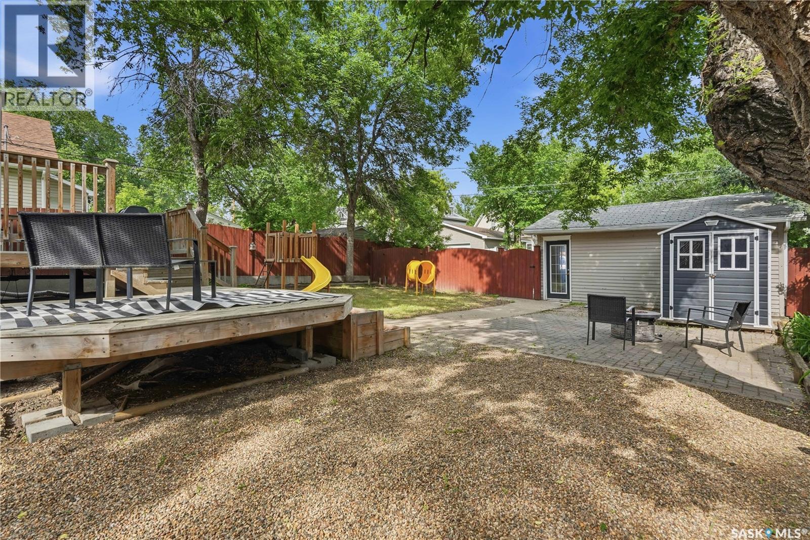 1027 Grafton AVENUE — photo 44