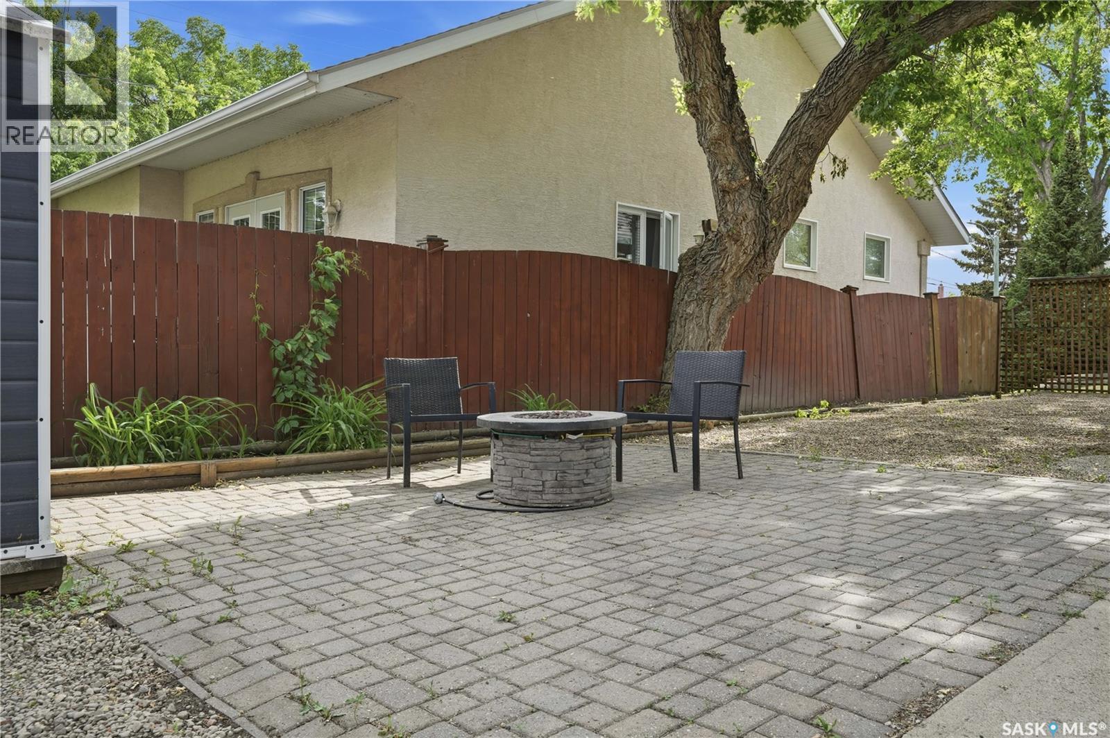 1027 Grafton AVENUE — photo 46