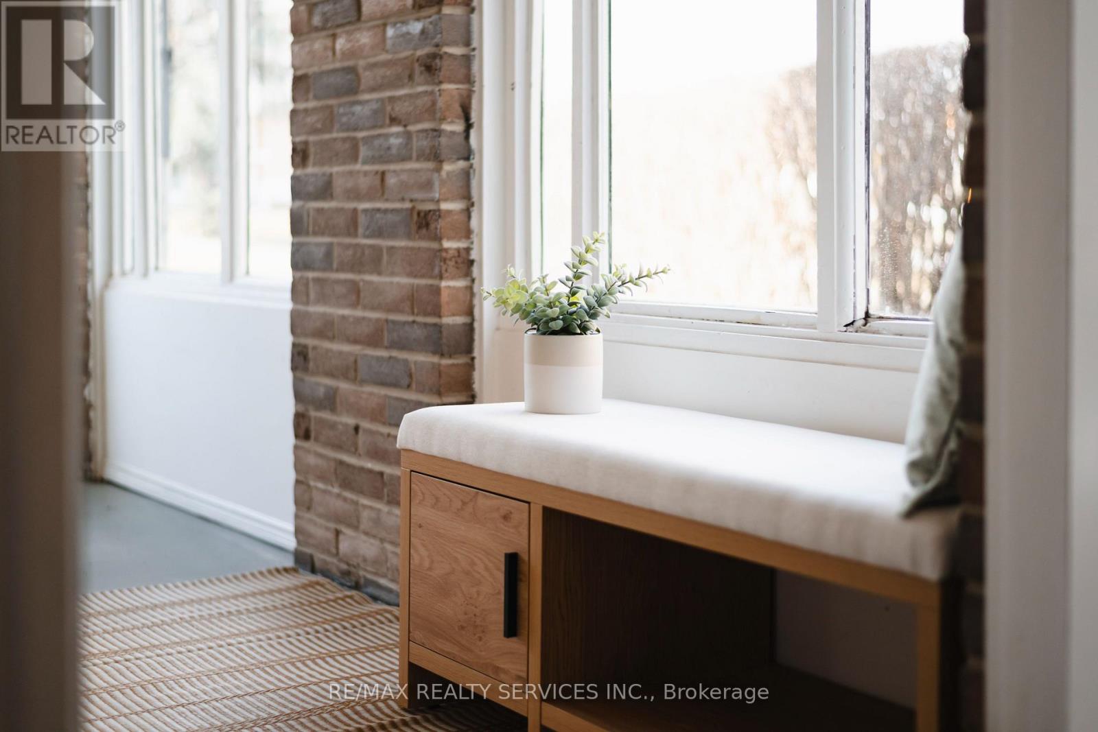 6 GLENRIDGE ROAD - 8