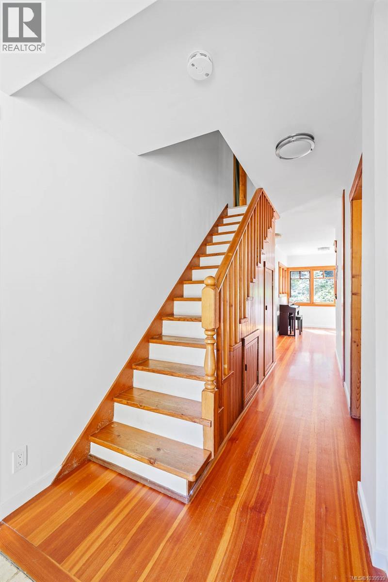 2254 North End Rd - 21