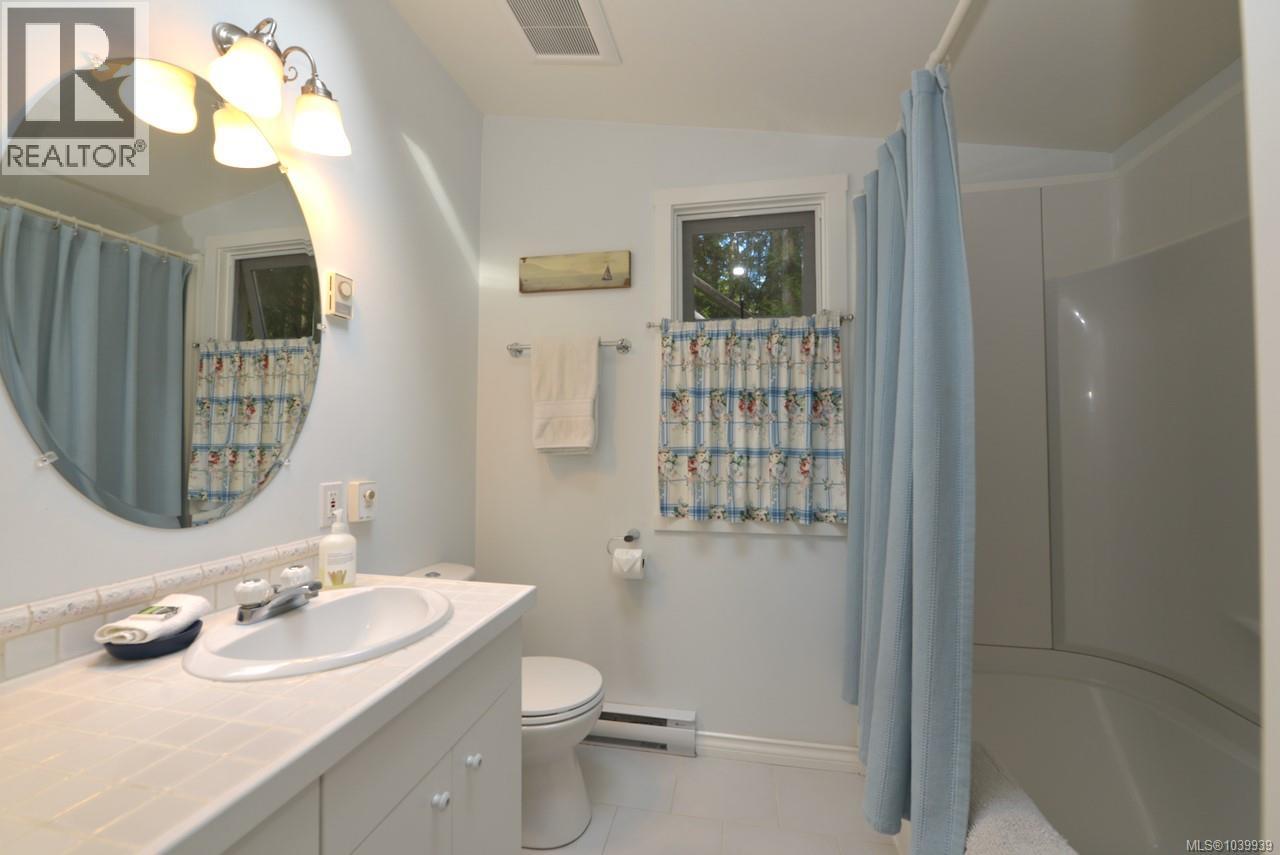 2254 North End Rd - 35