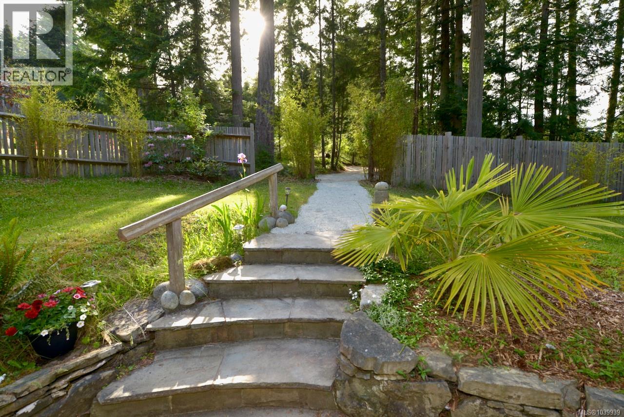 2254 North End Rd - 37