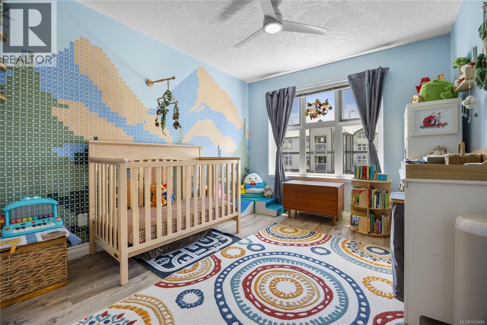 #212 3010 Washington Ave - 24