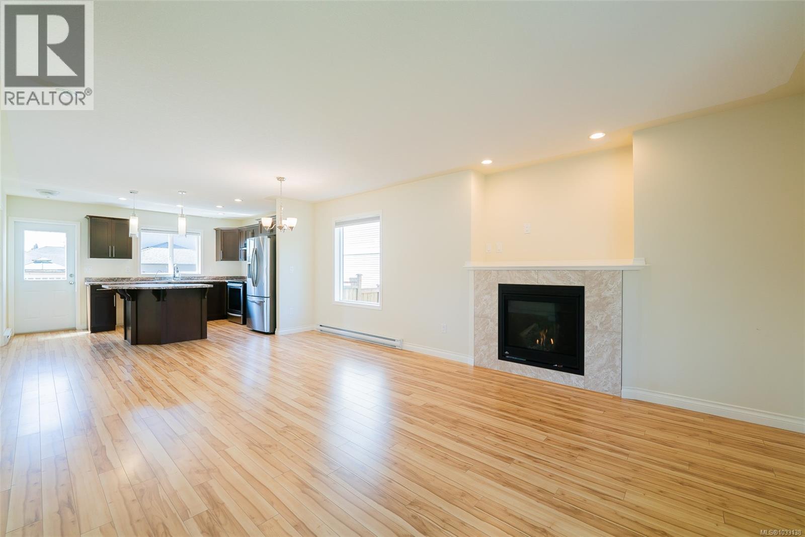 2145 Village Dr - 6