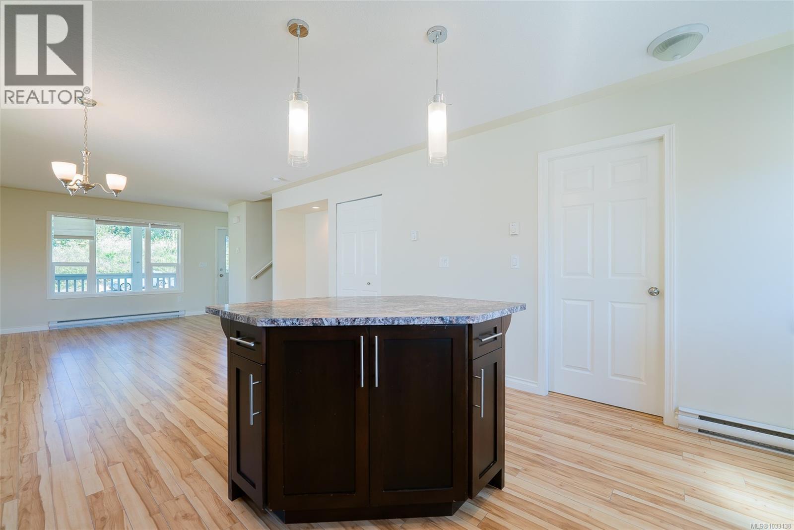 2145 Village Dr - 15