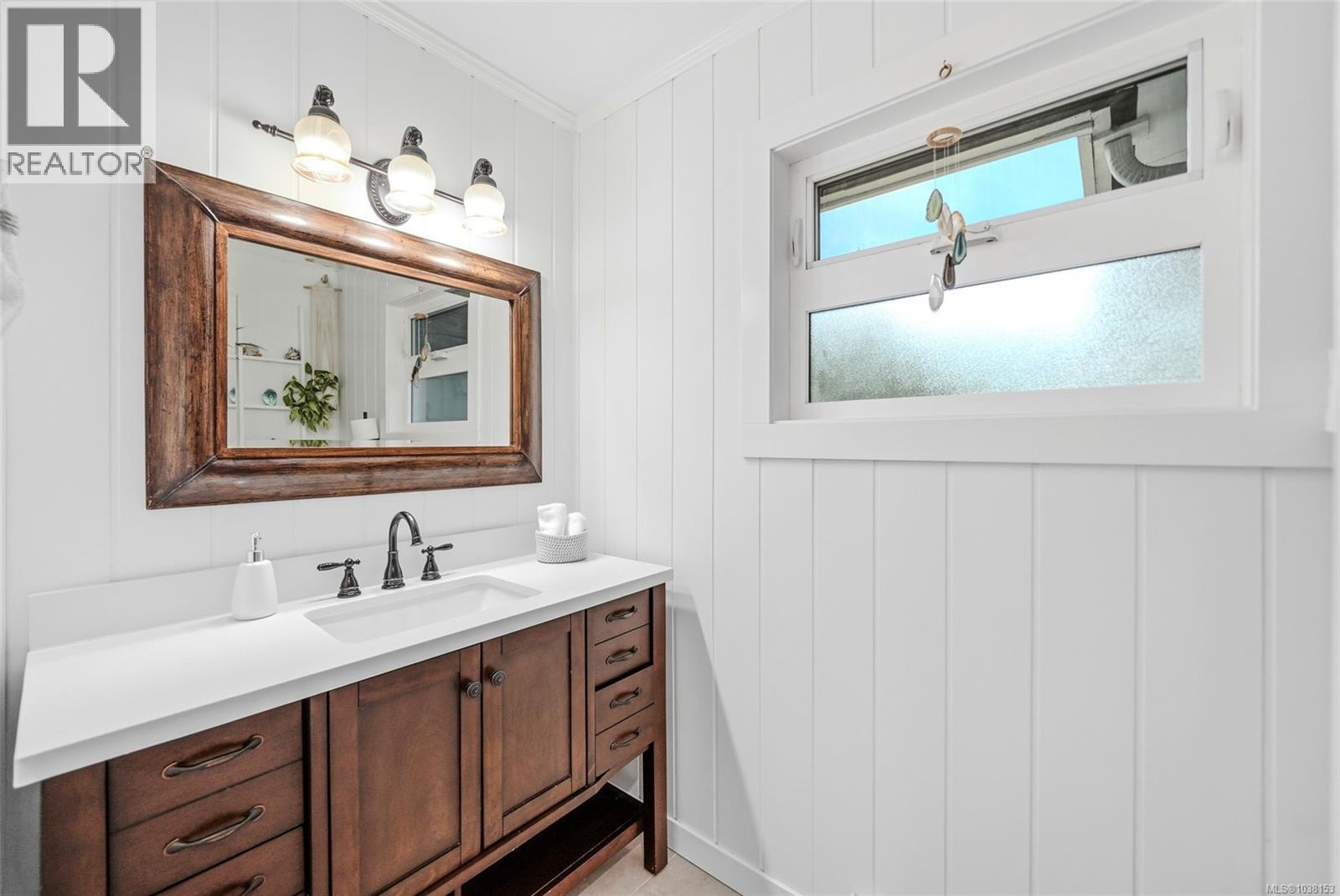 221 Elizabeth Ave - 32